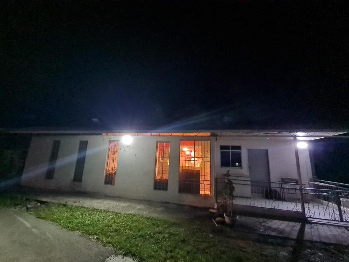 Rainbow Lodge Tambatuon Kota Belud Luaran gambar